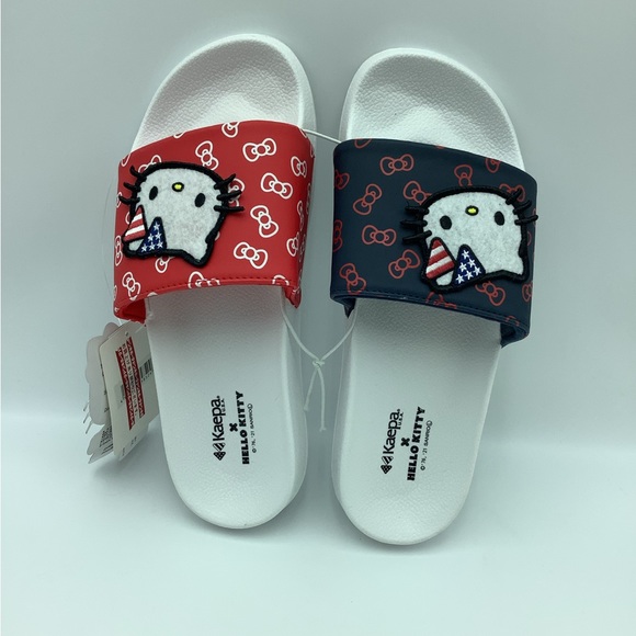 HELLO KITTY.. SANRIO , Sandals .. Brand New - Picture 2 of 5